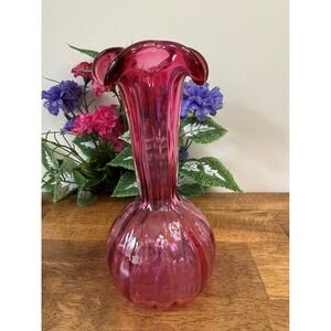 Vintage Cranberry Art Glass Vase – Hand-Blown Ruffled Top Retro Decor‎  Pink Red